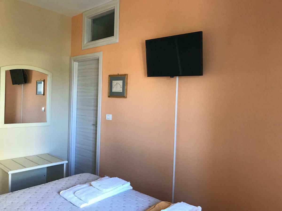 Frontemare Panzió Agrigento Kültér fotó